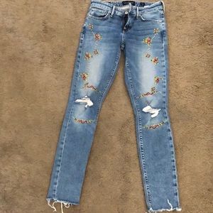 Embroidered lucky brand denim distressed